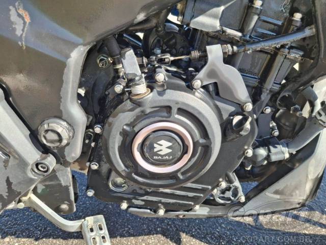 2025 BAJAJ DOMINAR 