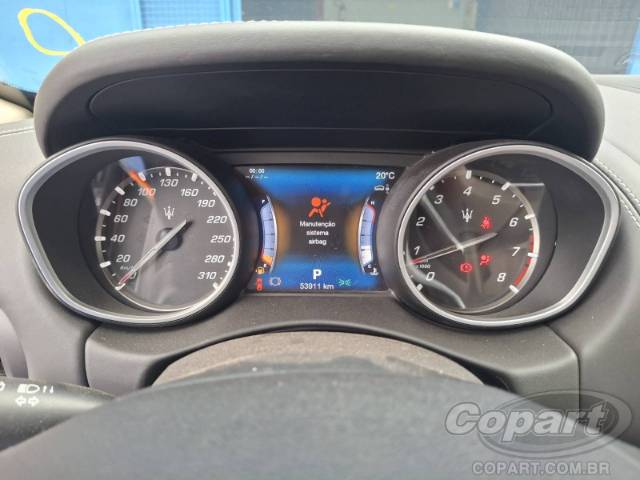 2017 MASERATI LEVANTE 