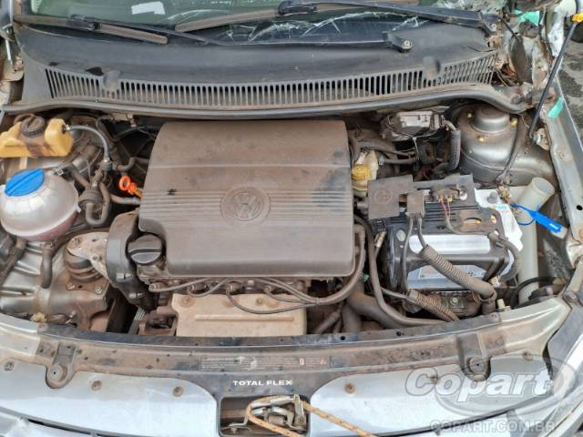 2004 VOLKSWAGEN FOX 