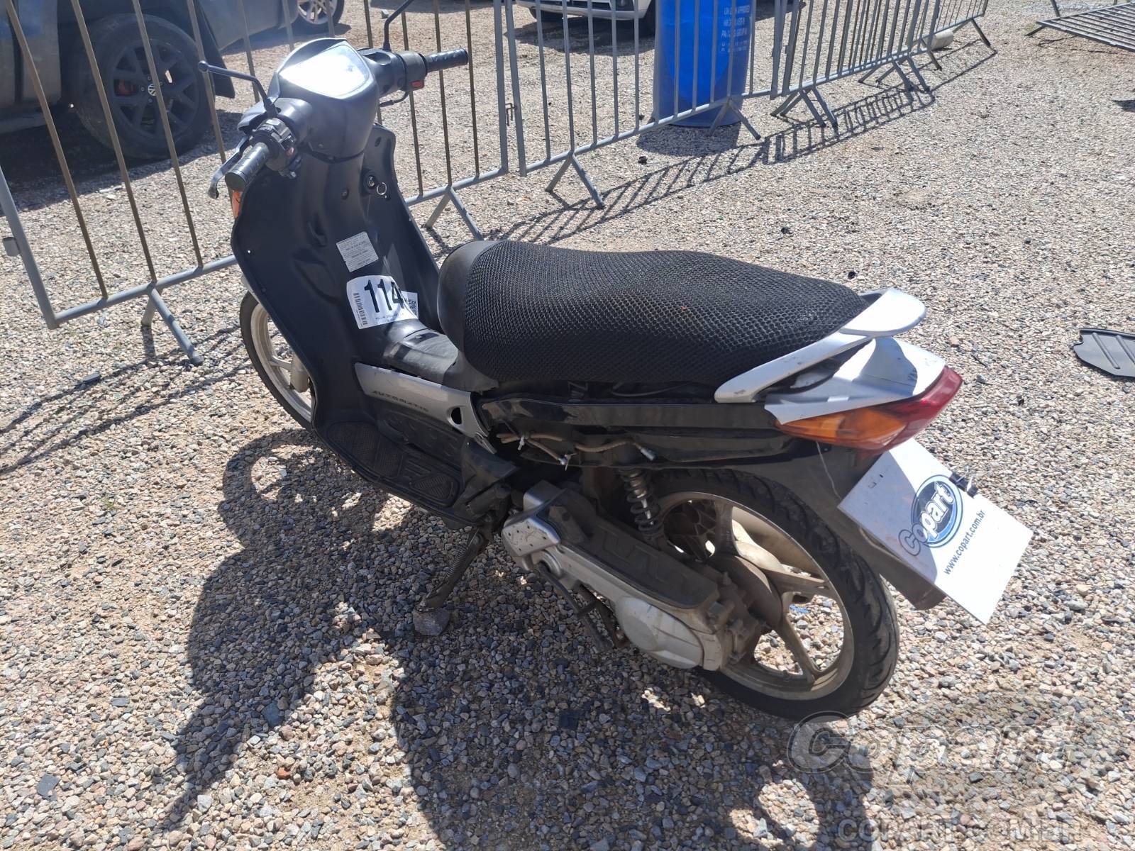 Foto 3: 2007 YAMAHA NEO