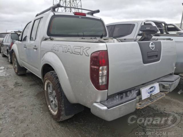 2015 NISSAN FRONTIER CD 