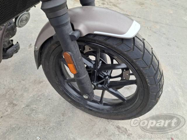 2026 ROYAL ENFIELD Guerrilla 
