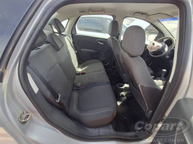 2013 FIAT GRAND SIENA 