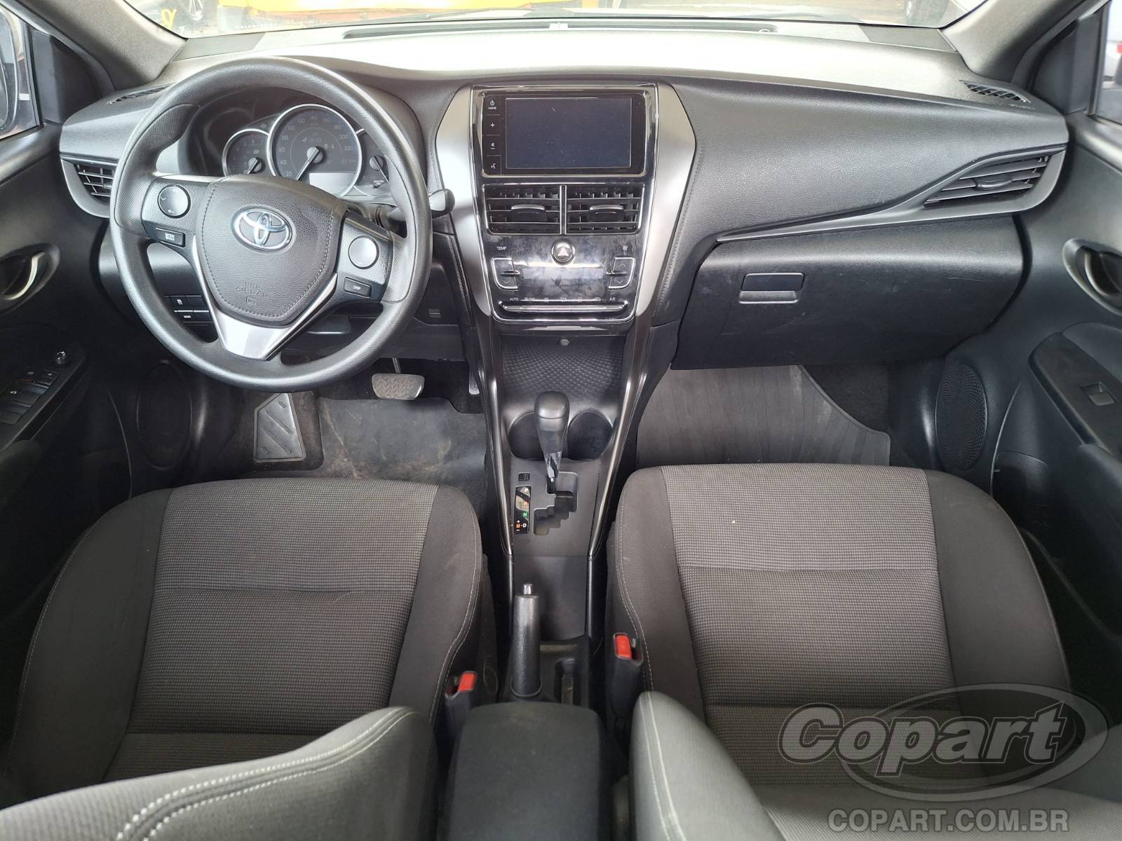 2023 TOYOTA YARIS — foto 9 de 10