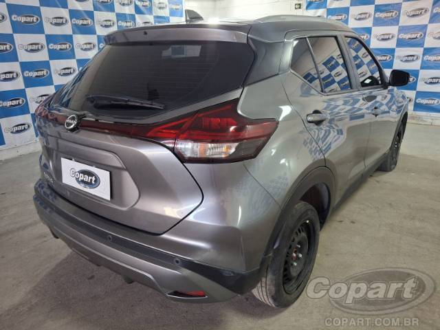 2023 NISSAN KICKS 