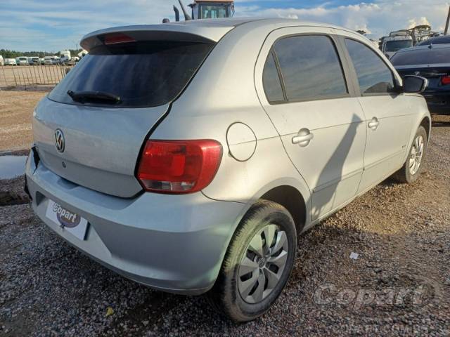 2013 VOLKSWAGEN GOL 