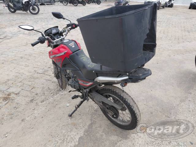 2025 YAMAHA CROSSER 