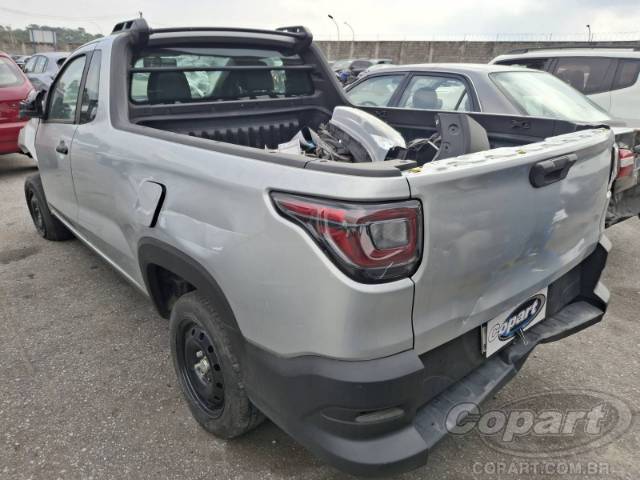 2025 FIAT STRADA 