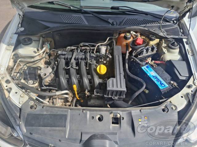 2015 RENAULT CLIO 