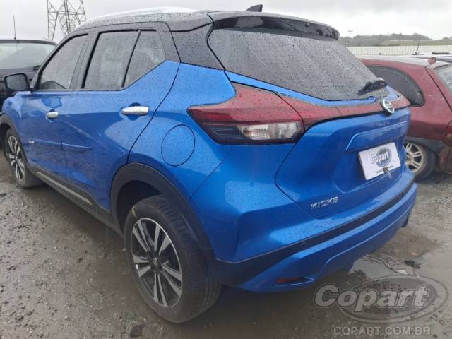 2022 NISSAN KICKS 