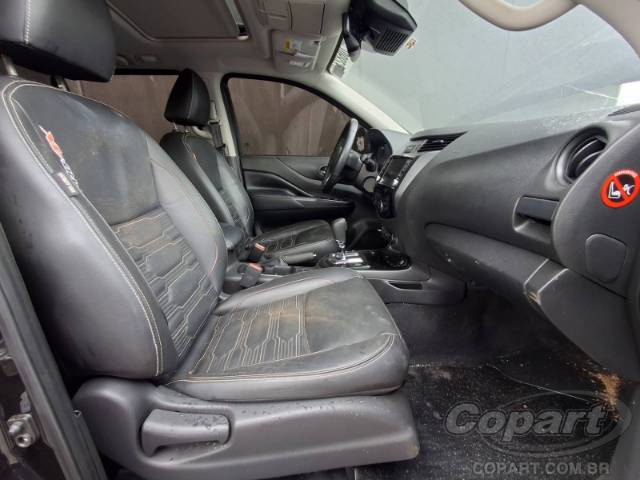 2024 NISSAN FRONTIER CD 