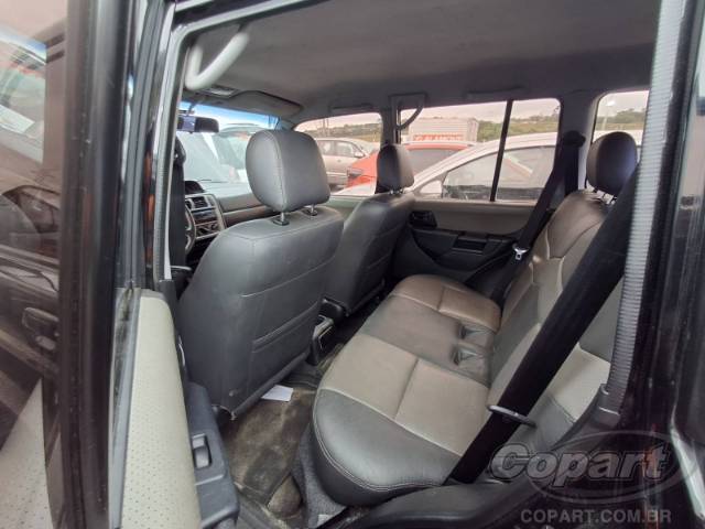 2004 MITSUBISHI PAJERO TR4 