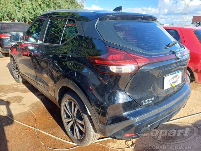 2025 NISSAN Kicks Play 