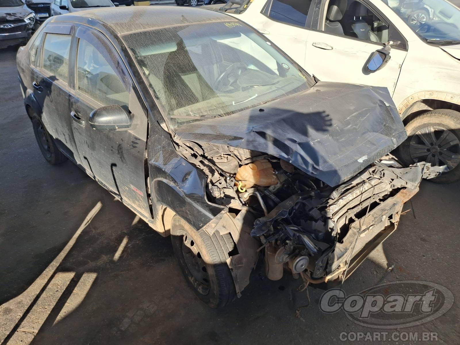 Ford Fiesta Sedan 2011 em leilão