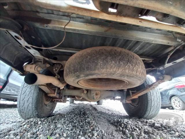 1999 TOYOTA HILUX CD 