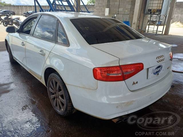 2014 AUDI A4 