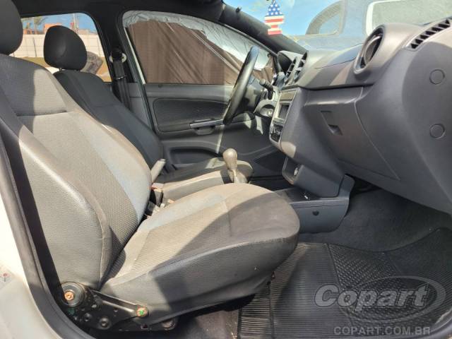 2016 VOLKSWAGEN GOL 