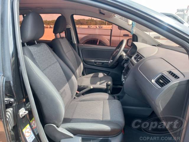 2014 VOLKSWAGEN FOX 