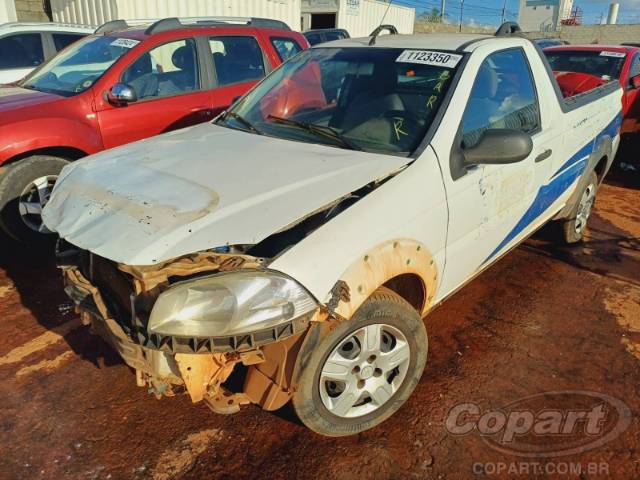 2015 FIAT STRADA 