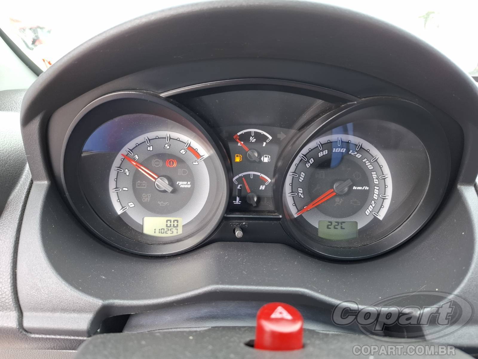 Foto 8 de 12: 2014 FORD FIESTA