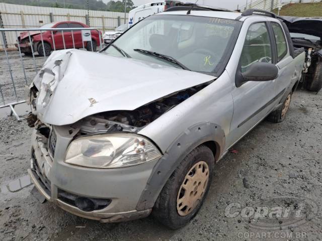 2012 FIAT STRADA 