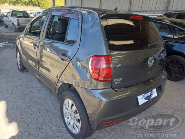 2013 VOLKSWAGEN FOX 