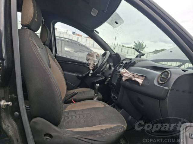 2016 RENAULT DUSTER 