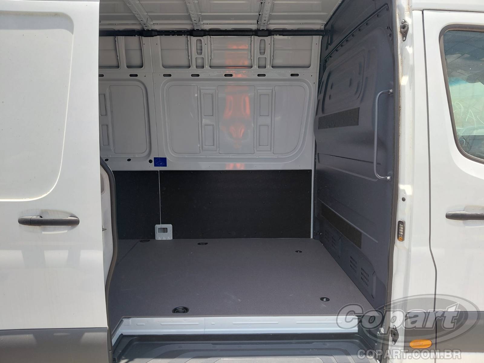 Foto 11 de 12: 2025 MERCEDES BENZ ESPRINTER