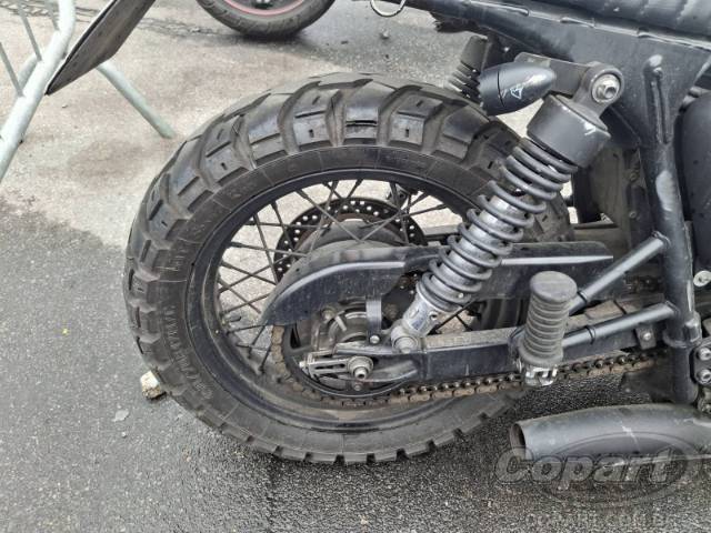 2013 TRIUMPH BONNEVILLE 