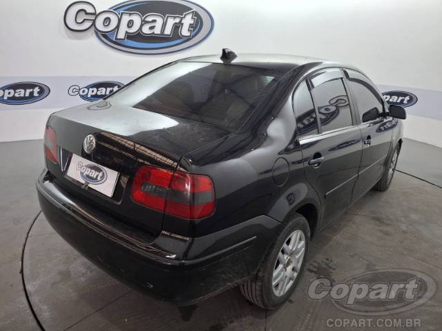 2004 VOLKSWAGEN POLO SEDAN 