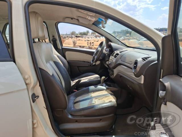 2014 FIAT GRAND SIENA 