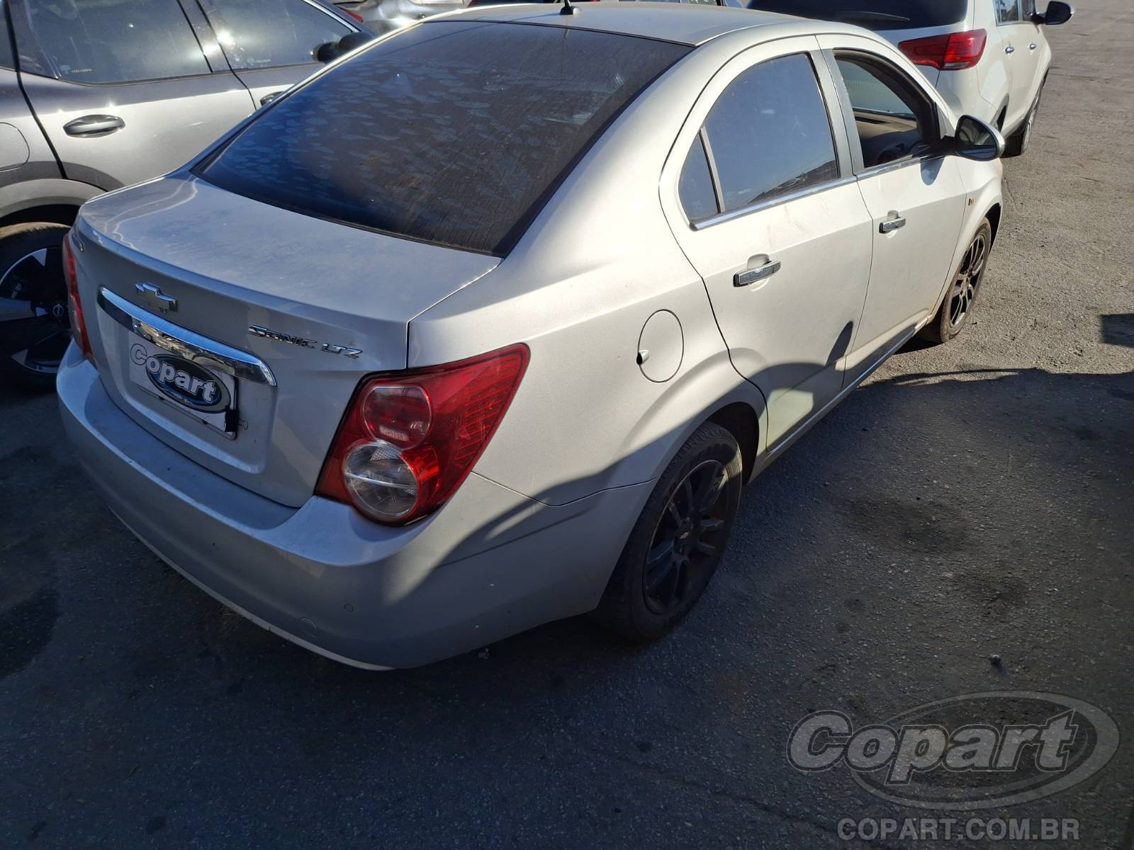 2014 CHEVROLET SONIC SEDAN — foto 4 de 10