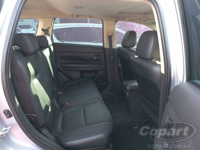 2014 MITSUBISHI OUTLANDER 