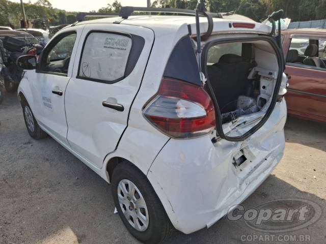 2017 FIAT MOBI 
