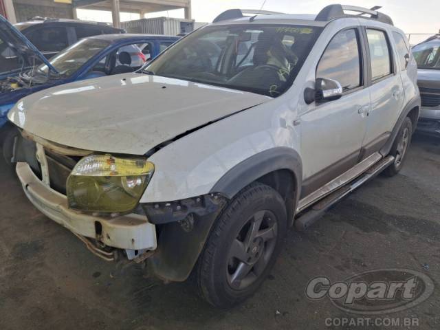 2014 RENAULT DUSTER 