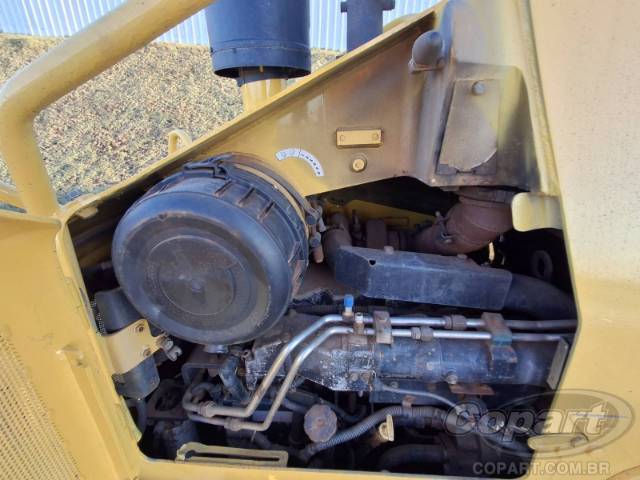 2011 KOMATSU TRATOR DE LÂMINA D51EX 