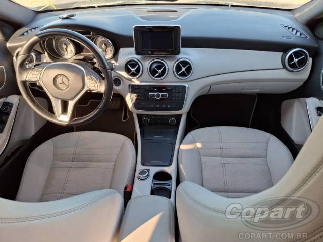 2015 MERCEDES BENZ GLA 