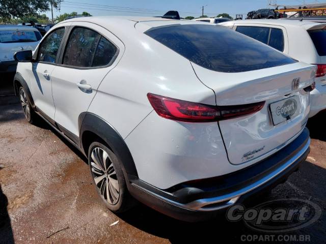 2025 FIAT FASTBACK 