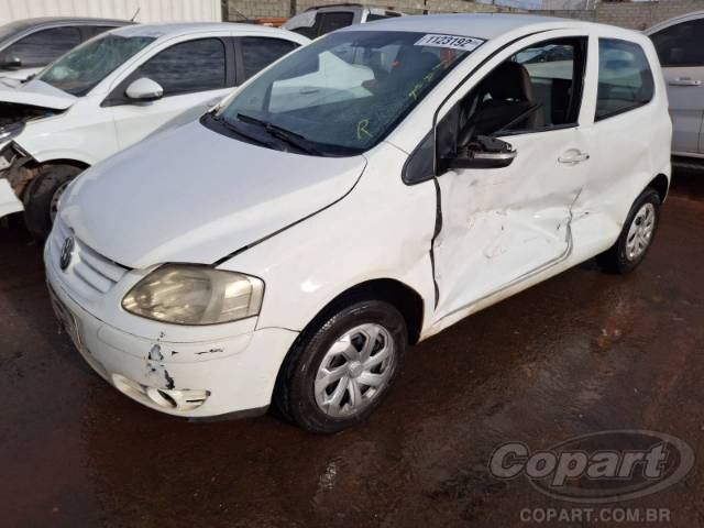2005 VOLKSWAGEN FOX 