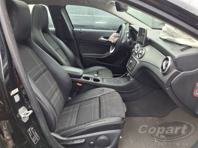 2016 MERCEDES BENZ GLA 