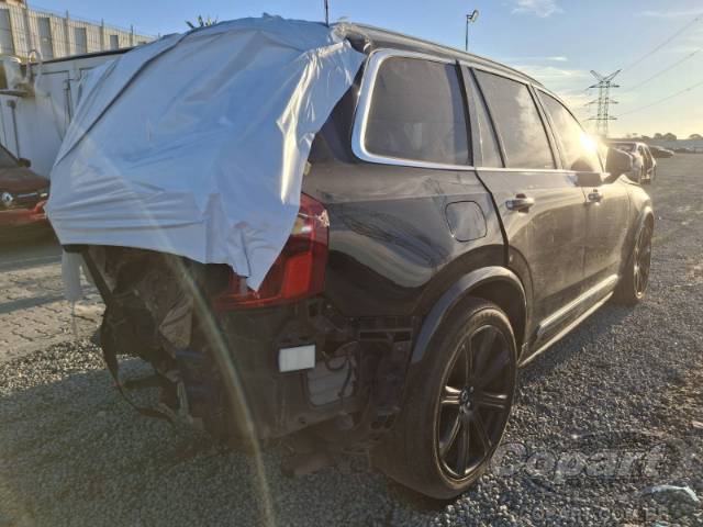 2019 VOLVO XC90 