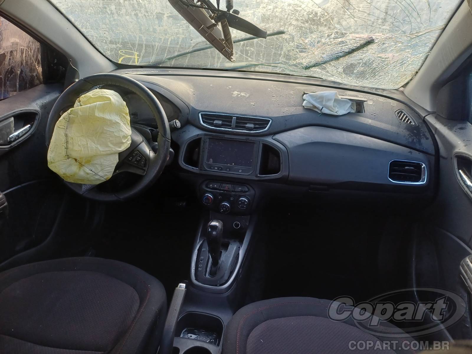 Foto 9 de 11: 2015 CHEVROLET ONIX