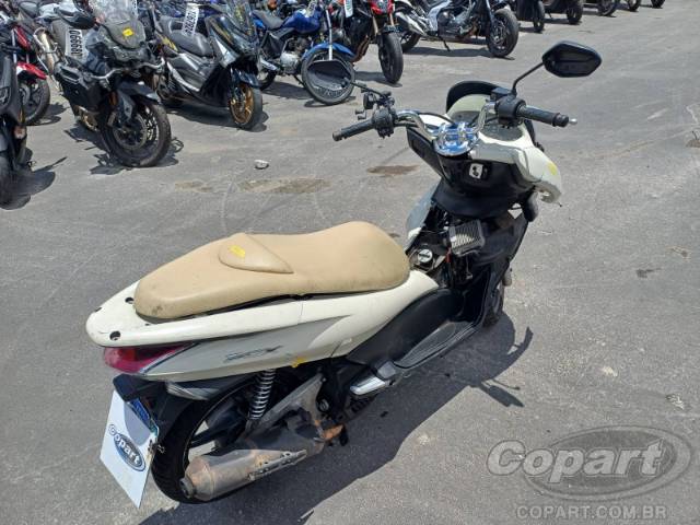 2015 HONDA PCX 