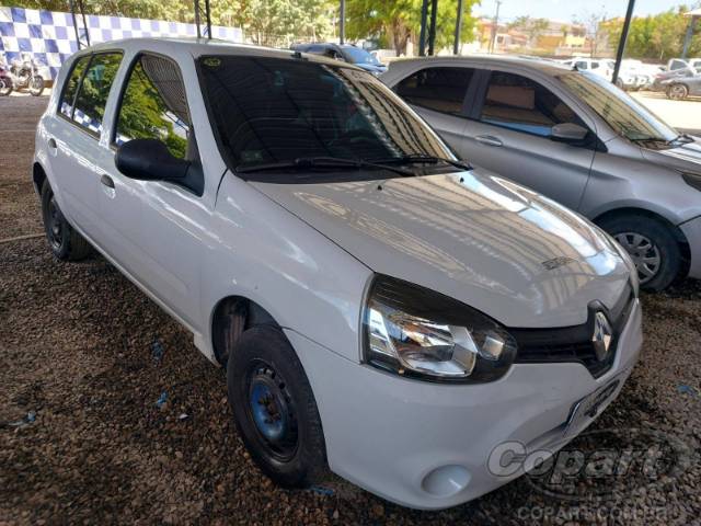 2015 RENAULT CLIO 