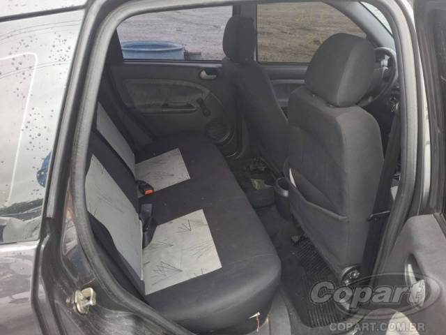 2010 FORD FIESTA 