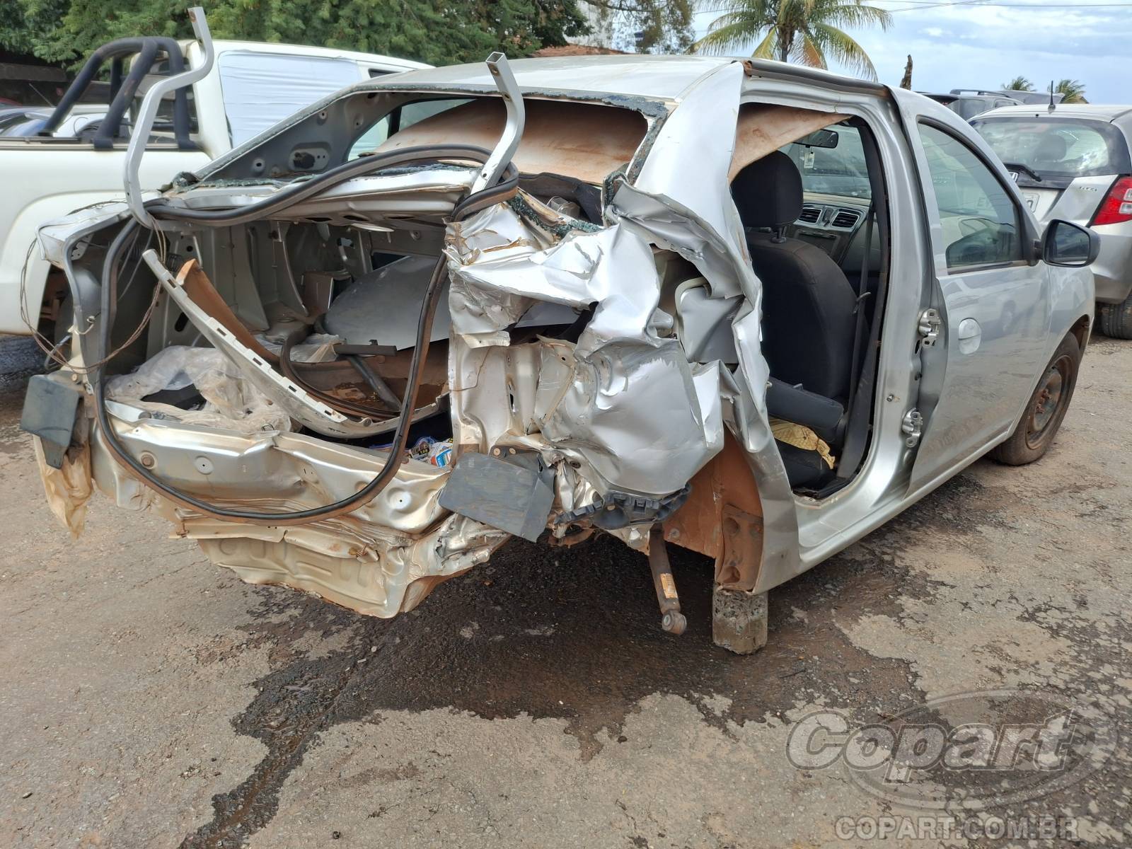 2023 RENAULT LOGAN — foto 4 de 11
