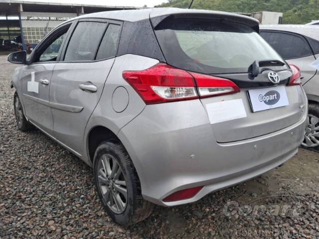 2020 TOYOTA YARIS 