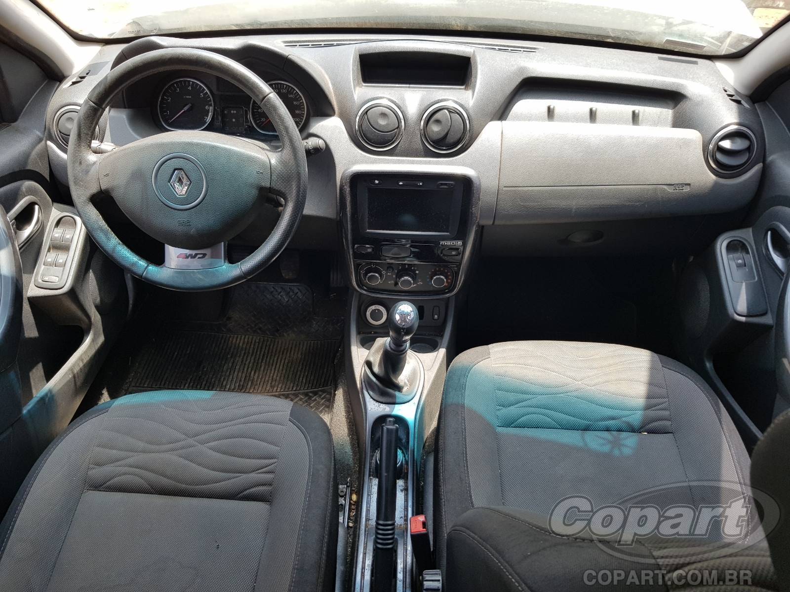 Foto 9 de 10: 2015 RENAULT DUSTER