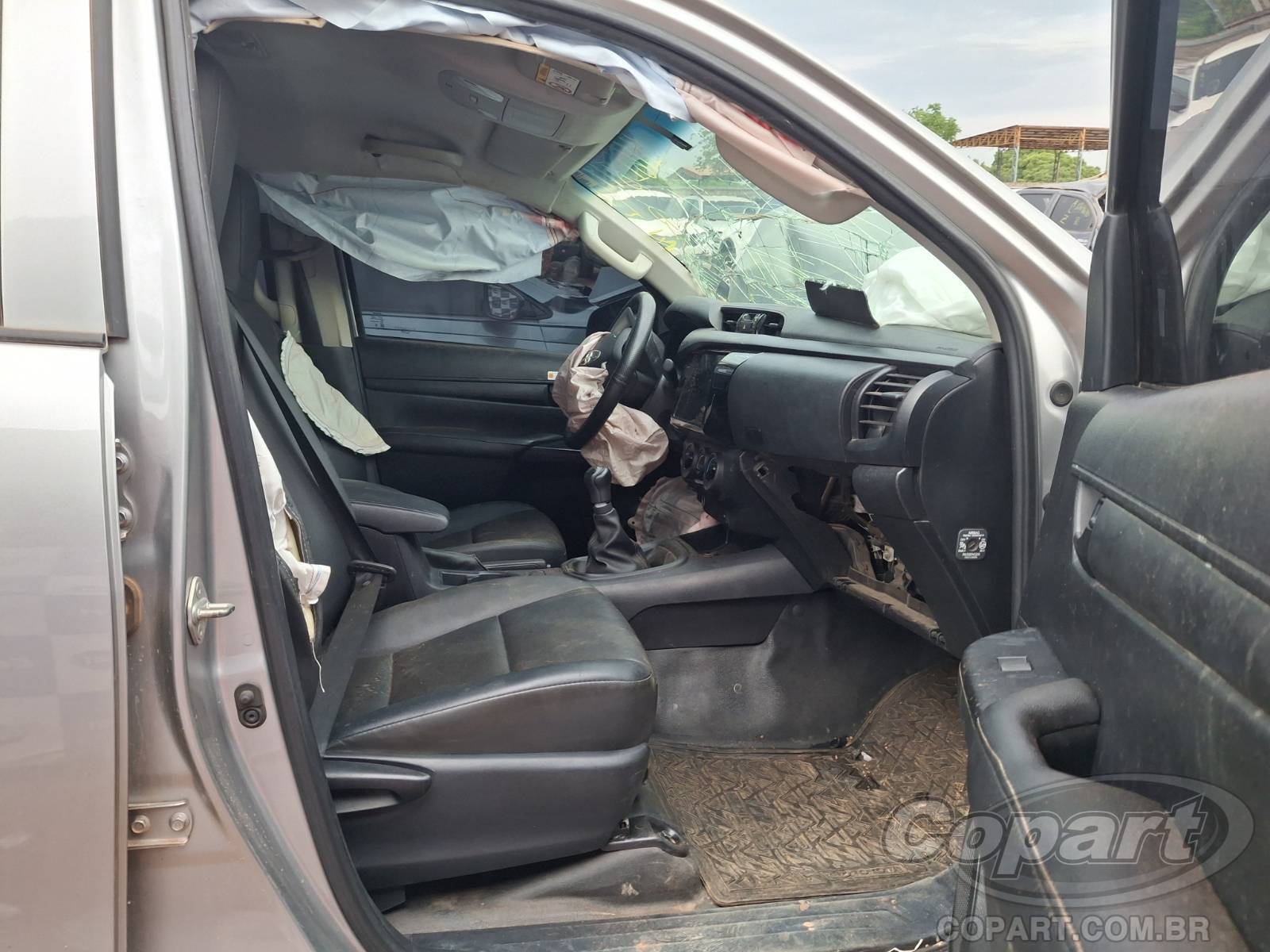 Foto 5: 2024 TOYOTA HILUX CD