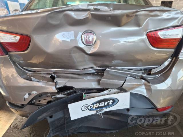 2015 FIAT GRAND SIENA 